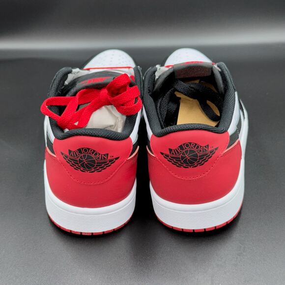 Jordan 1 Retro Low OG Black Toe (2023) - Picture 4 of 5